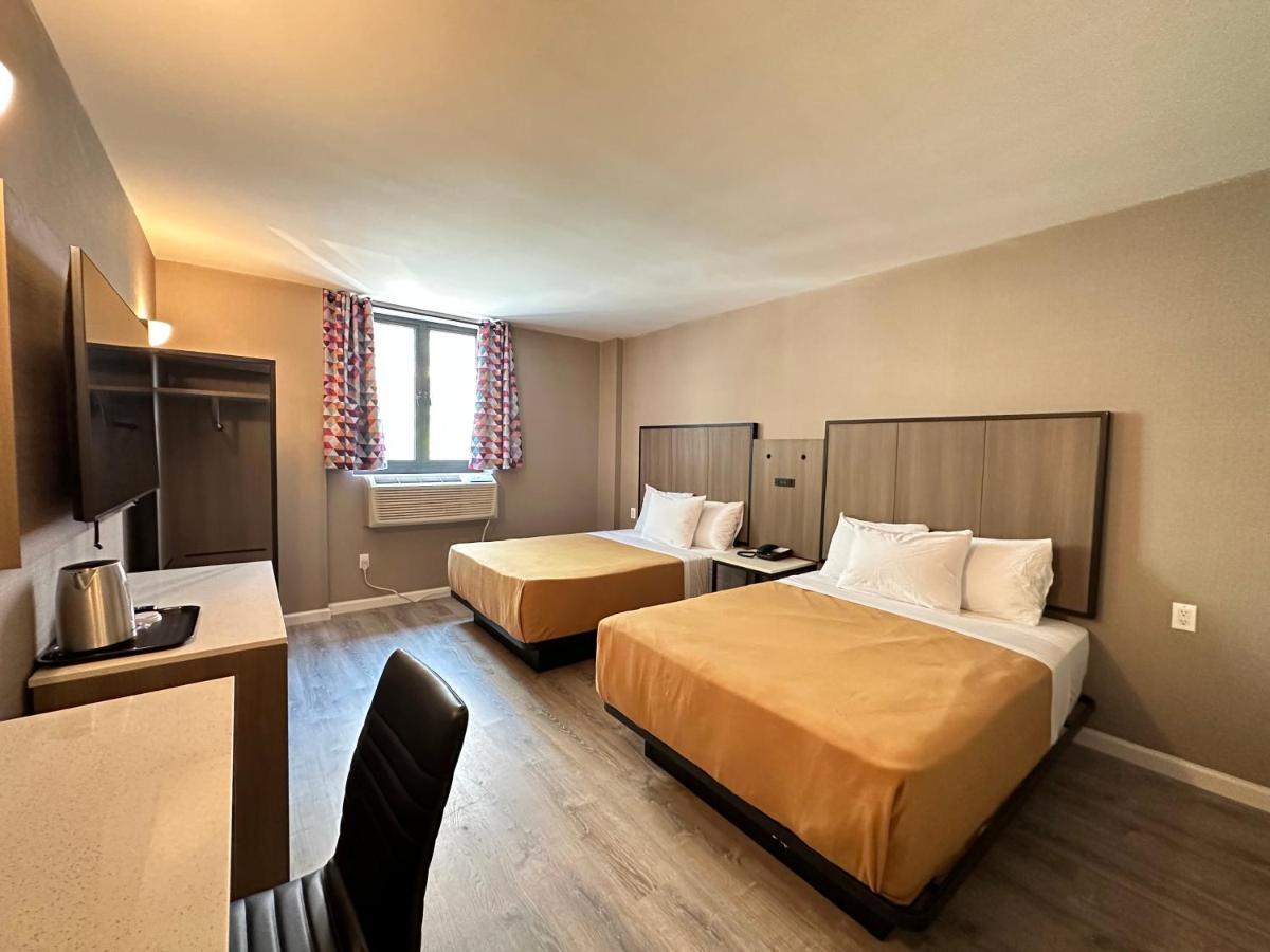 Regal Inn & Suites New York Laguardia Hotel Dış mekan fotoğraf