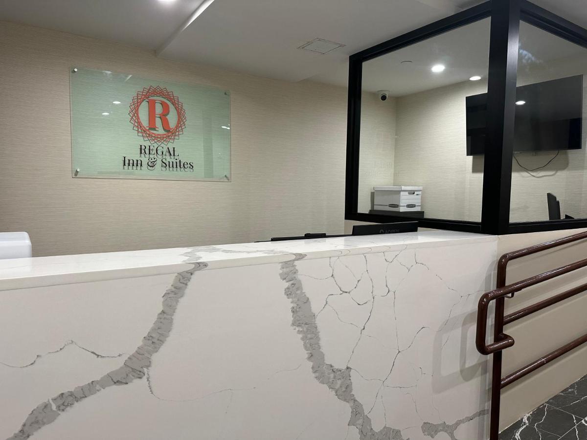 Regal Inn & Suites New York Laguardia Hotel Dış mekan fotoğraf